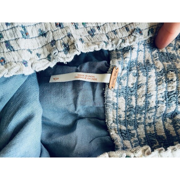 NWT Free People Bubble Shorts S Smocked Waistband Blue Floral NEW - Picture 5 of 5